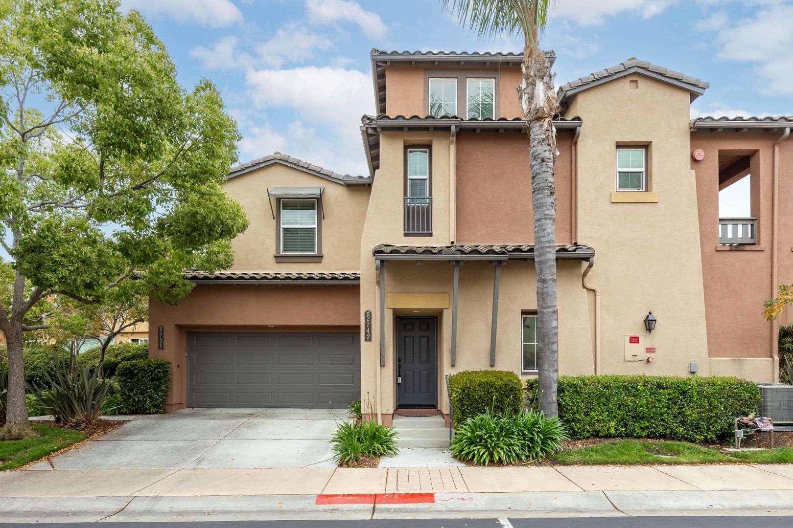 San Diego Townhome: 2742 Matera Ln