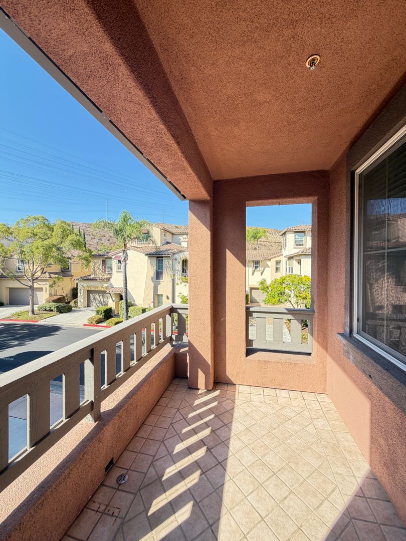 2742 Matera Ln, San Diego, CA 92108 6 of 12