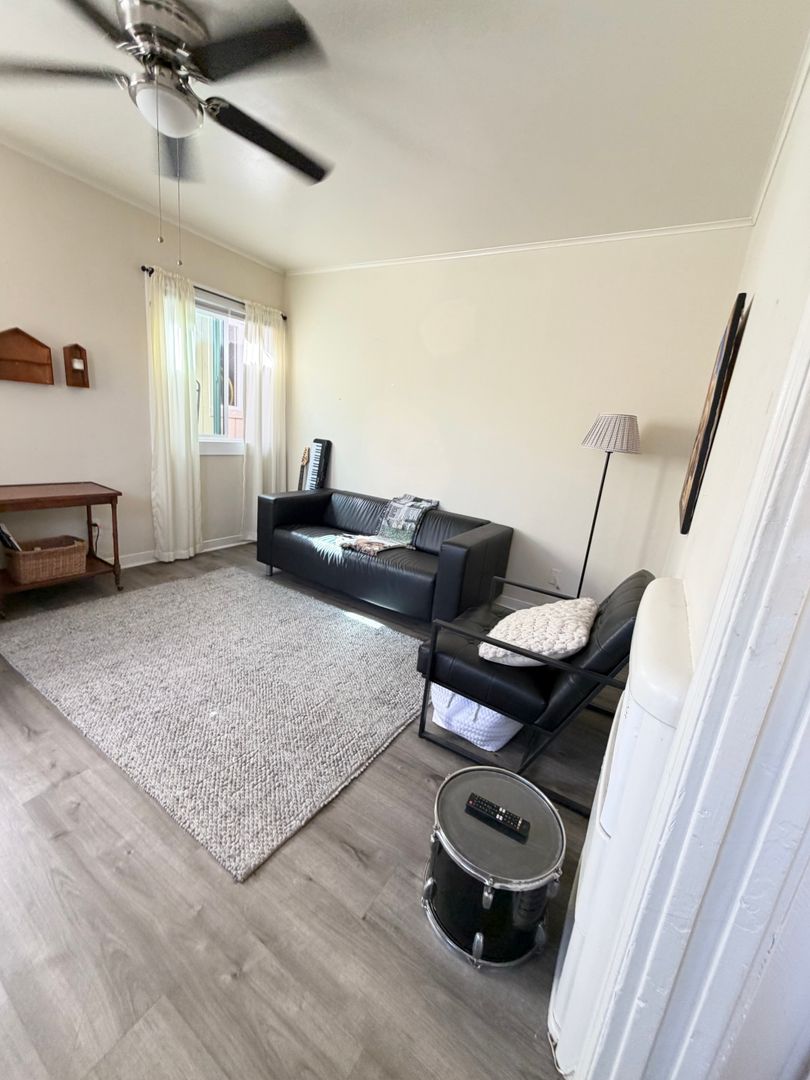San Diego House: 4038 Mississipi