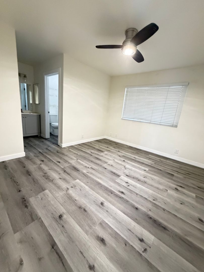 Fantastic & Modern Corner Unit w/ Private Patio 12 of 12