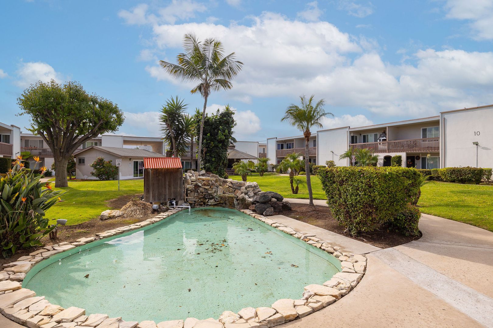 Chula Vista Condo: 285 Moss St Unit 84