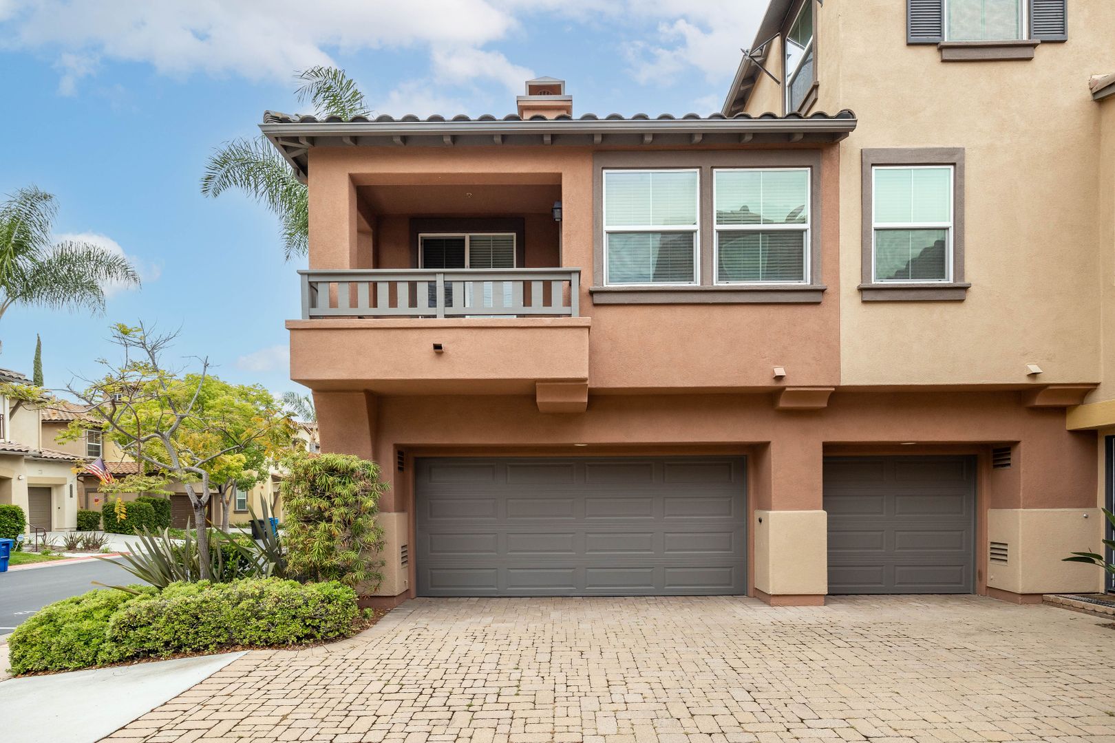 2742 Matera Ln, San Diego, CA 92108 2 of 12