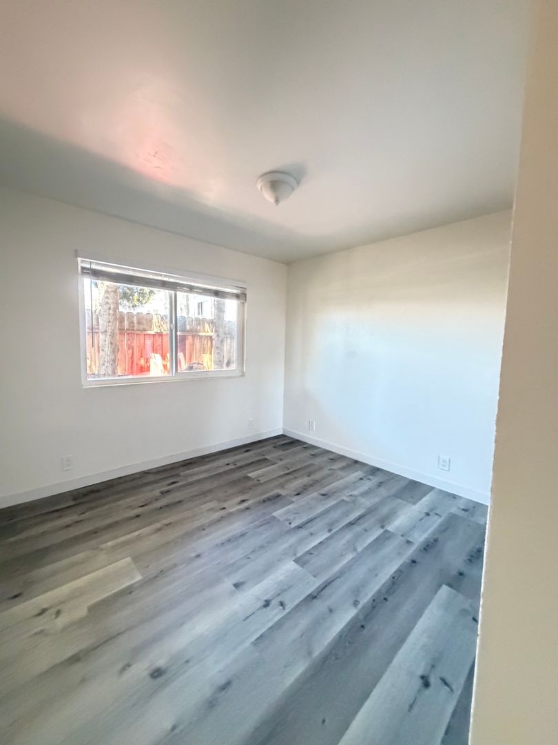 Fantastic & Modern Corner Unit w/ Private Patio 16 of 21