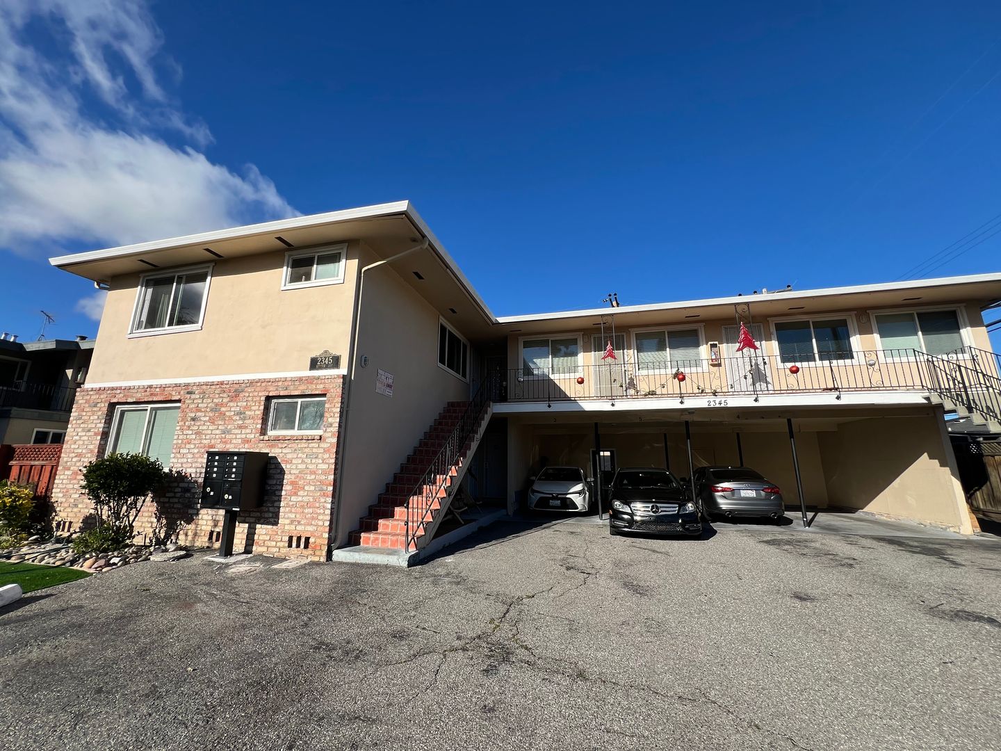 Santa Clara Apartment: 2345 Sutter Ave