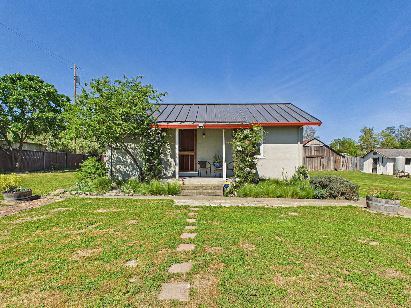 Santa Rosa House: 3511 Guerneville Rd