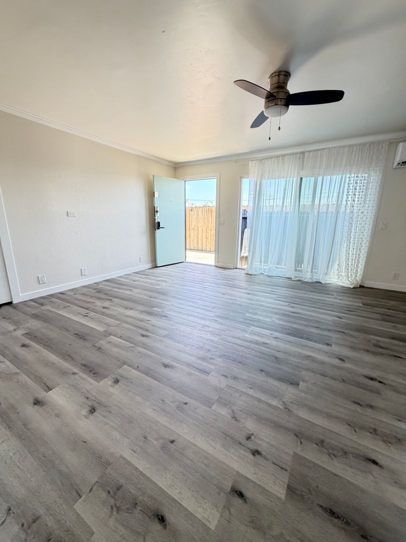 Fantastic & Modern Corner Unit w/ Private Patio 20 of 21