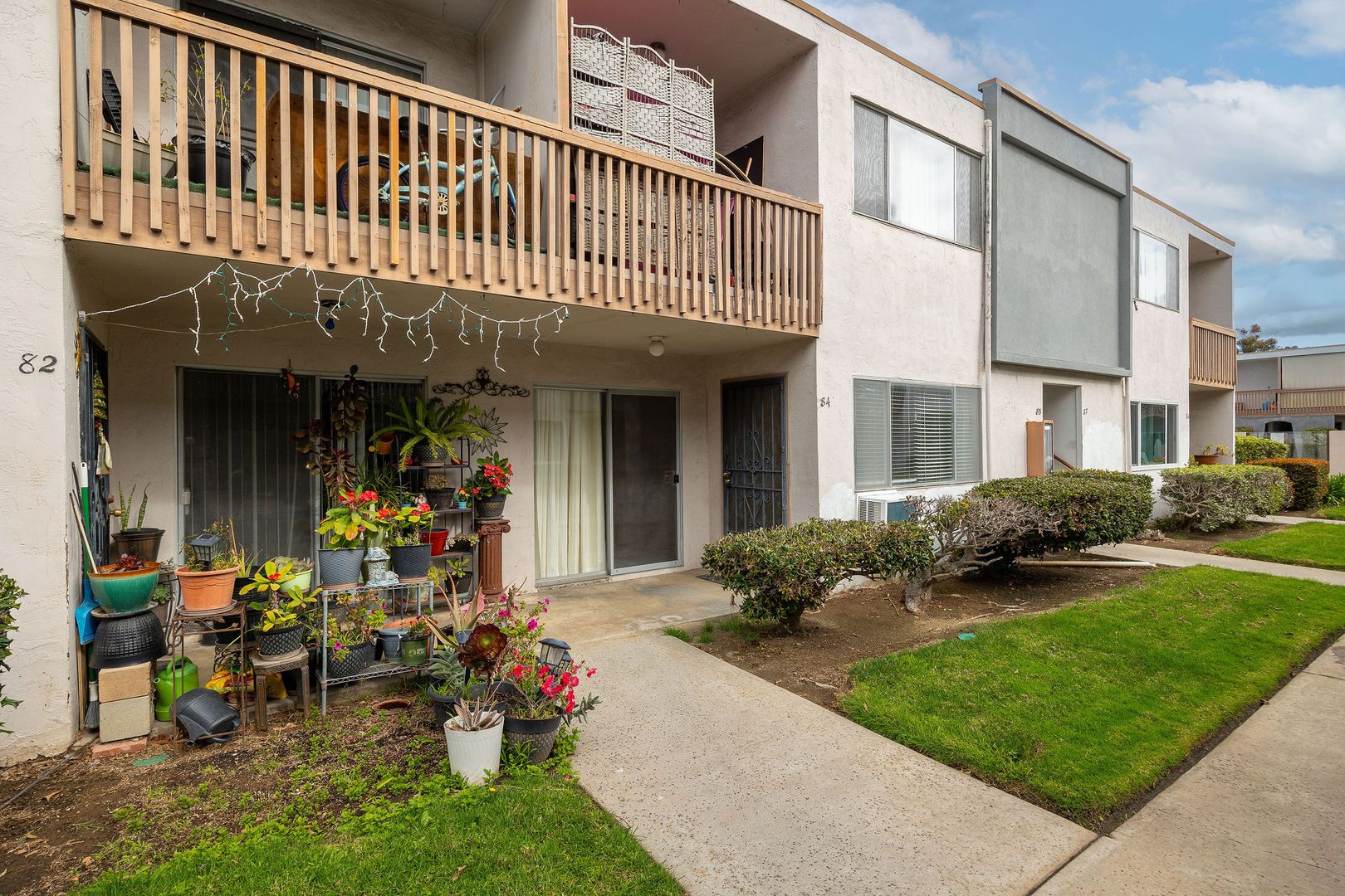 Chula Vista Condo: 285 Moss St Unit 84