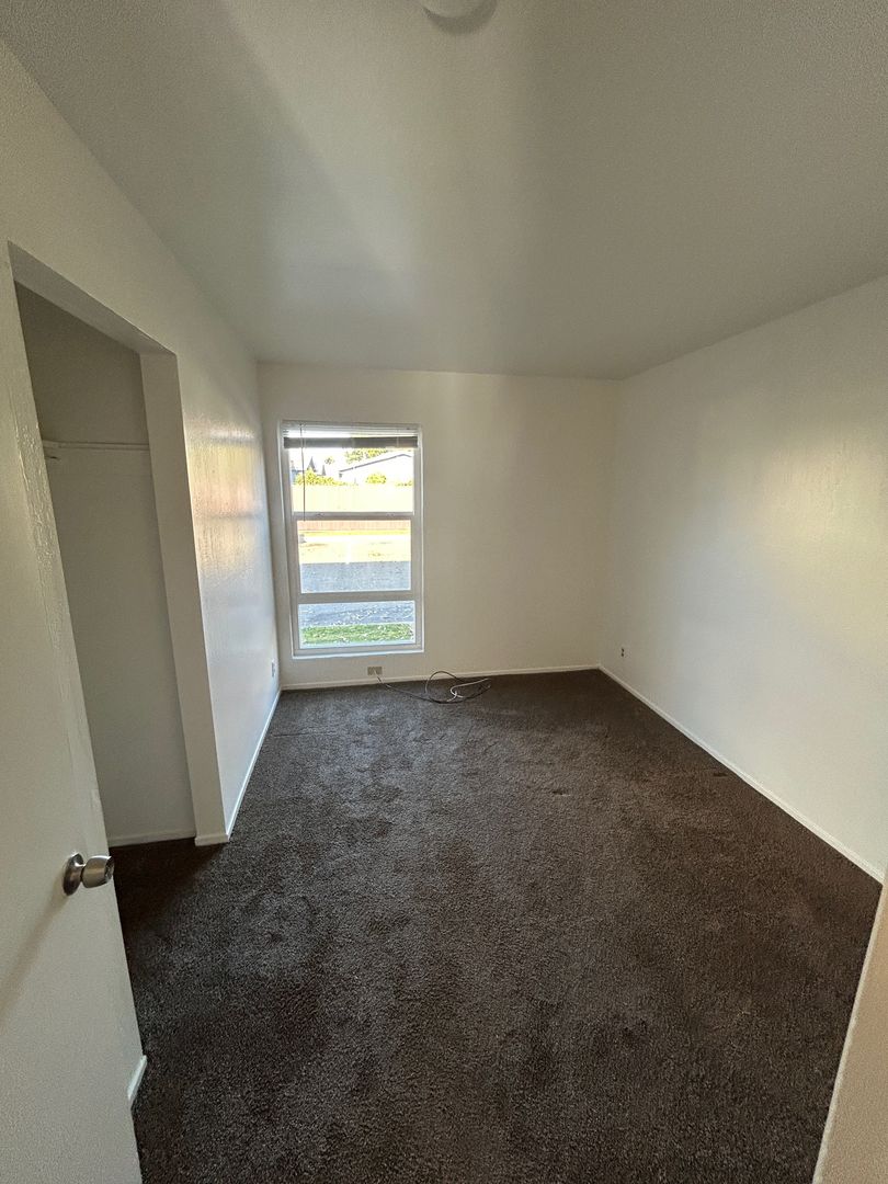 Oakland Apartment: 1060-80 14th St