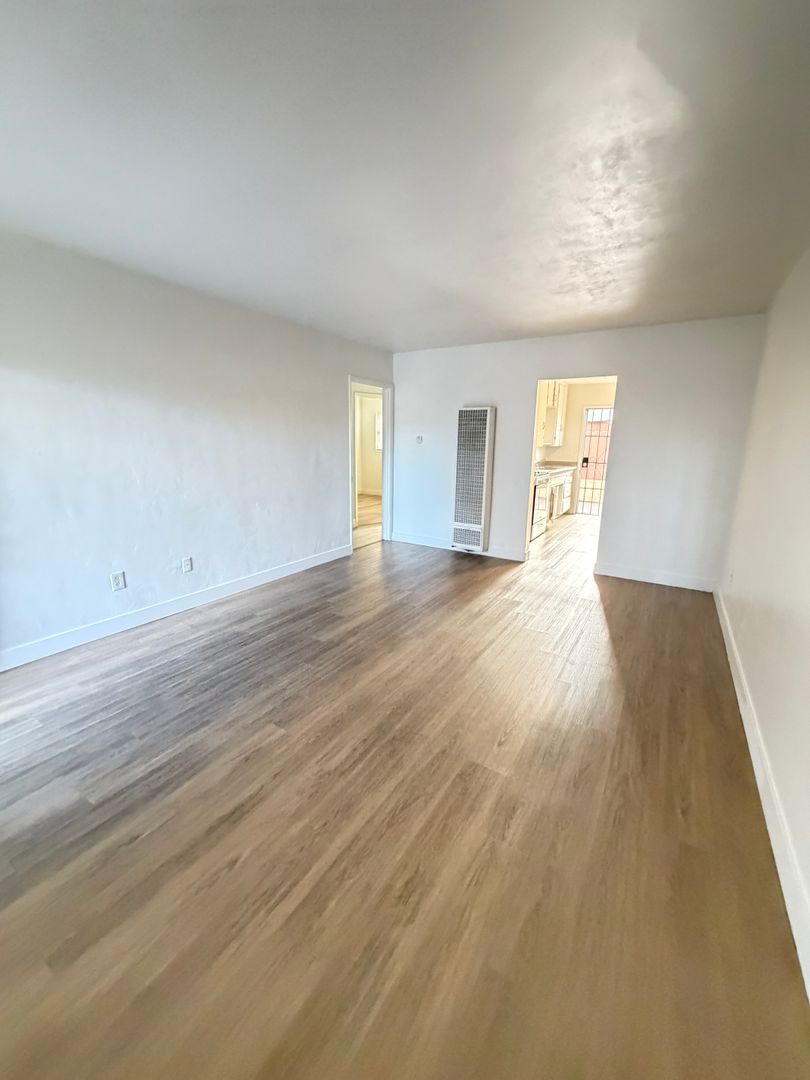 National City Apartment: 625-39 E 3rd St