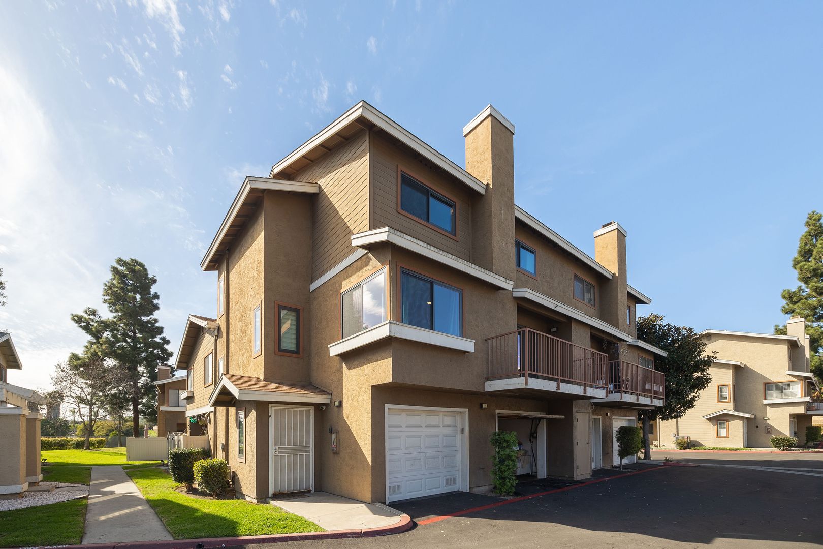 Chula Vista Townhome: 526 Georgetown Pl Unit A