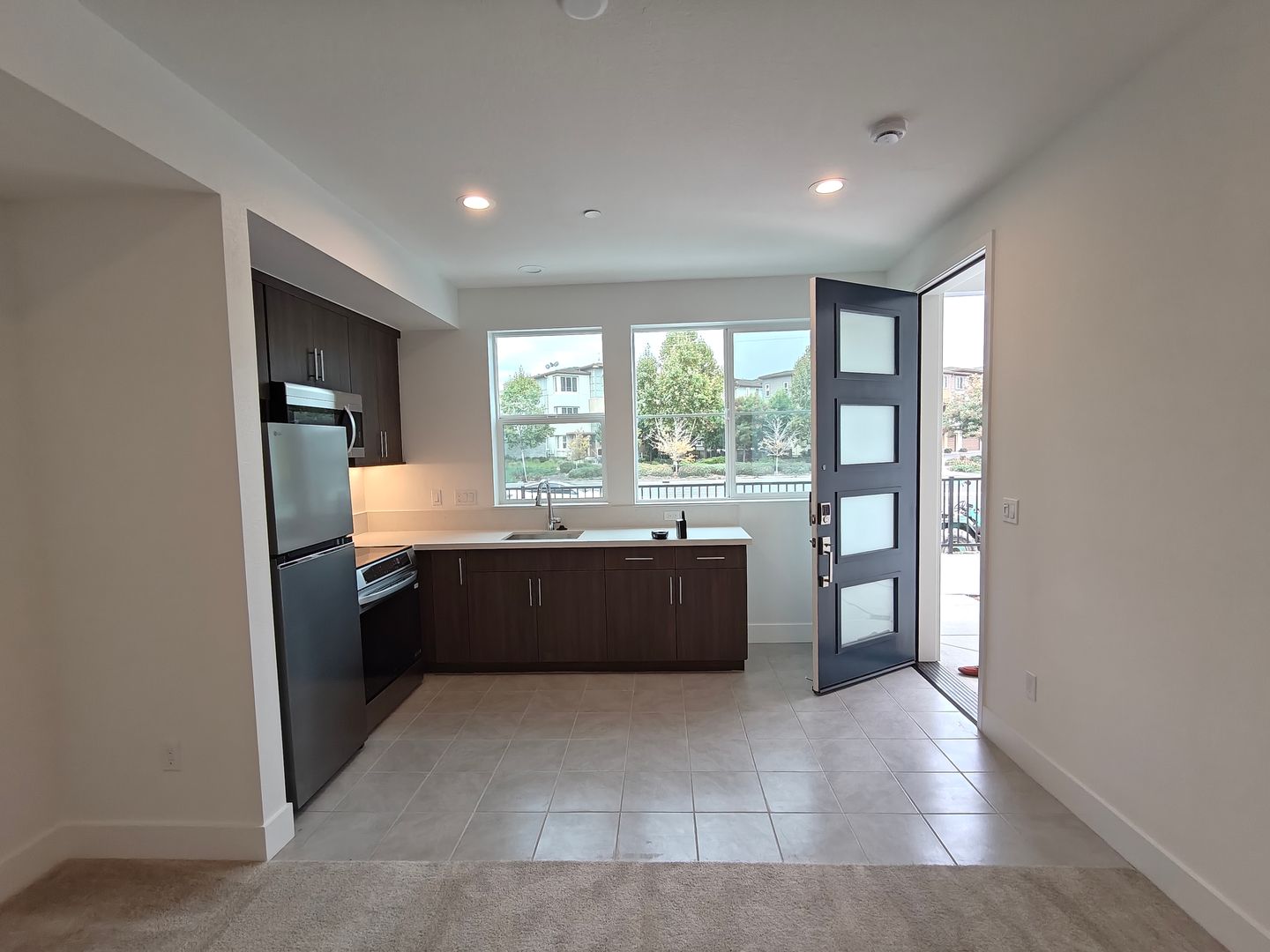 Milpitas Apartment: 259 Montague Express Way