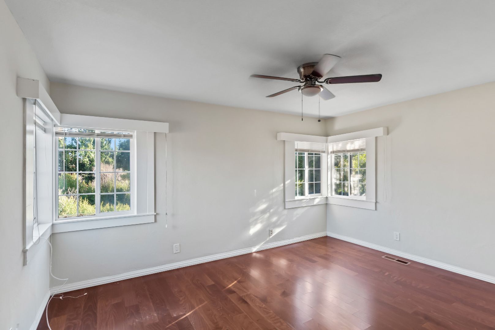 San Jose Apartment: 1343 State St