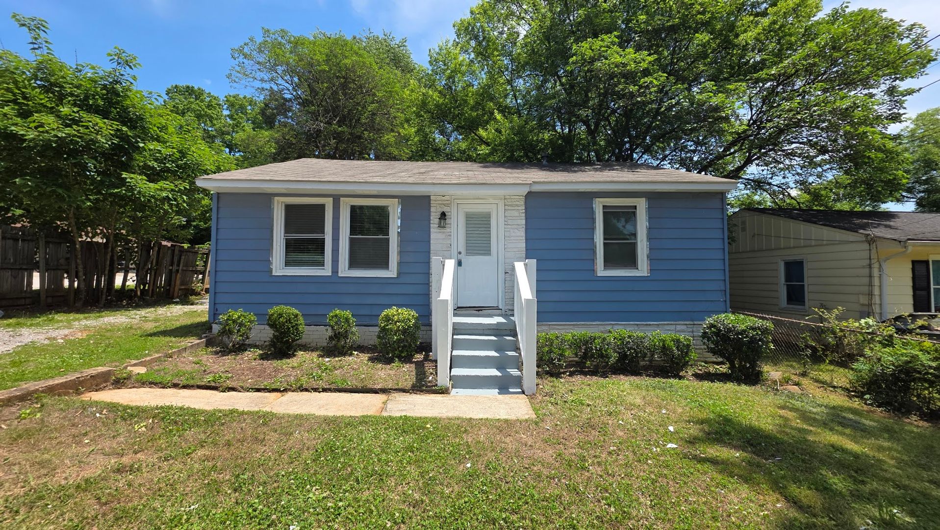 Huntsville House: 3901 McVay Street SW