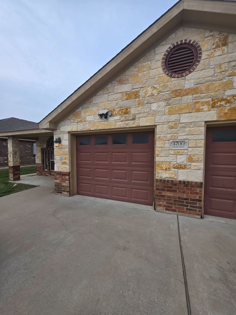 Killeen Multiplex: 4700 A Passion Flower Loop