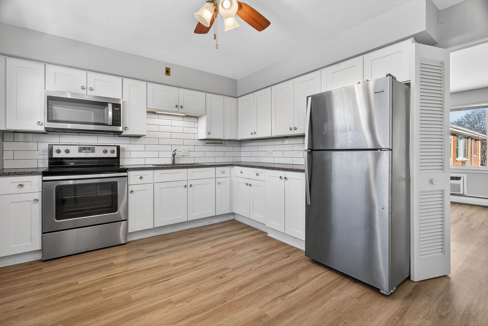 La Grange Apartment: 34-46 S. Kensington Ave.