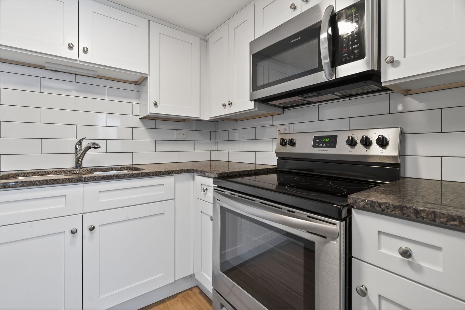 Elmhurst Apartment: 315-329 Kimbell Ave.