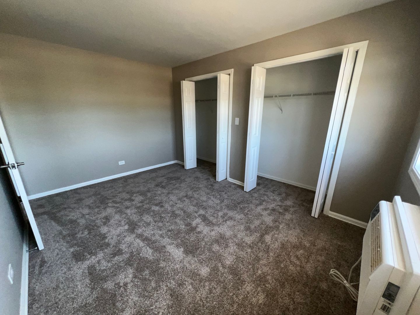 15 Briar St, 29, Glen Ellyn, IL 60137