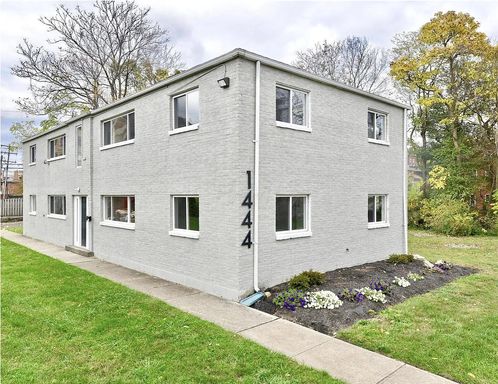 Stunning 2 Bedroom 1 Bathroom – photo 1