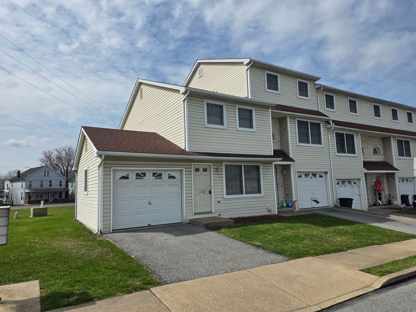 Coplay House: 1122 Bernice Drive