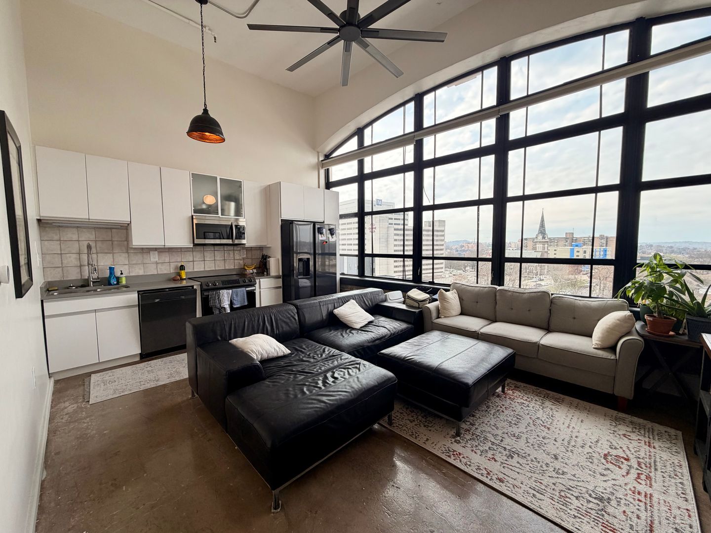 Knoxville Apartment: 116 S Gay St