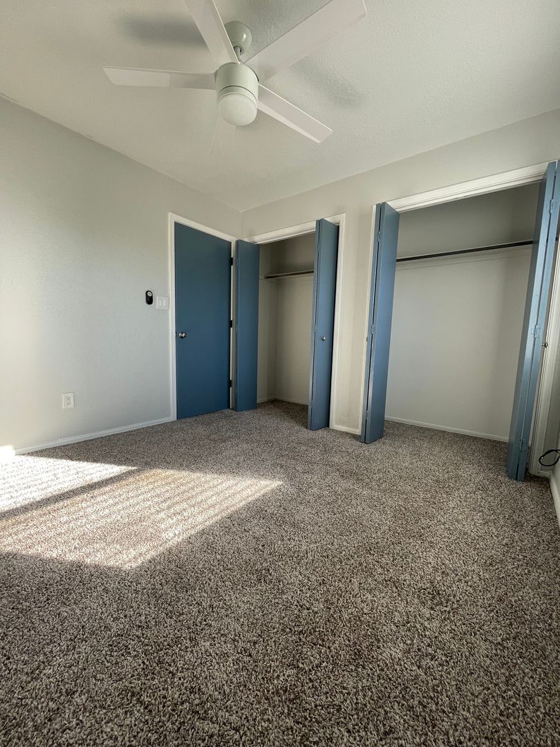 Beautifully Updated 1Bed / 1Bath Apartment Home 9 of 11