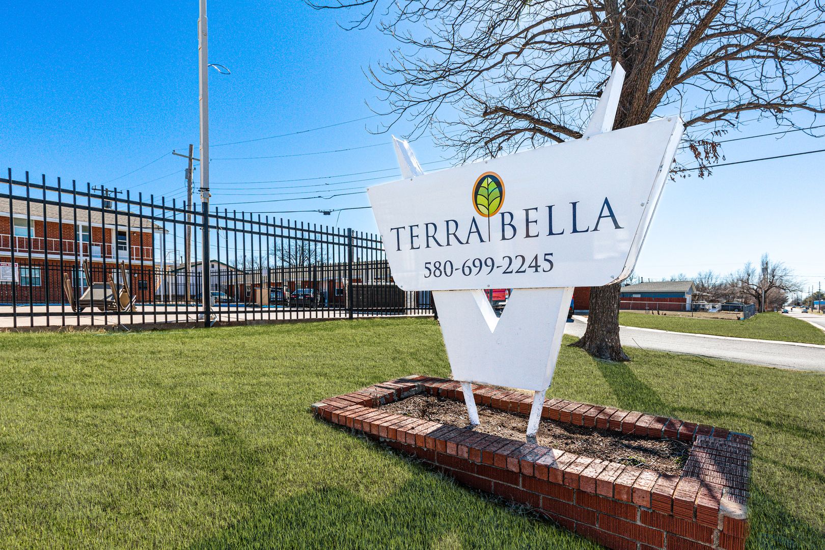 Lawton Apartment: 1911 NW Floyd Ave