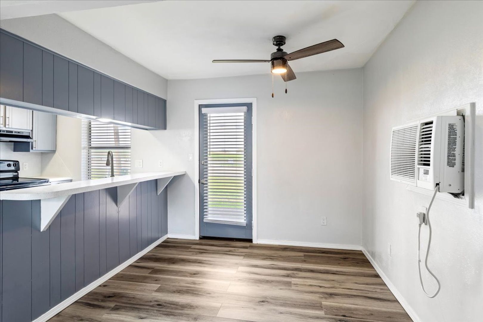 Lawton Apartment: 4005 NW Ozmun Ave - 4005-B5