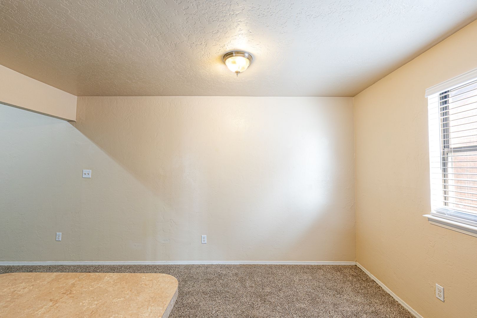 NEWLY REMODELED LOFT MUST SEE! 10 of 12