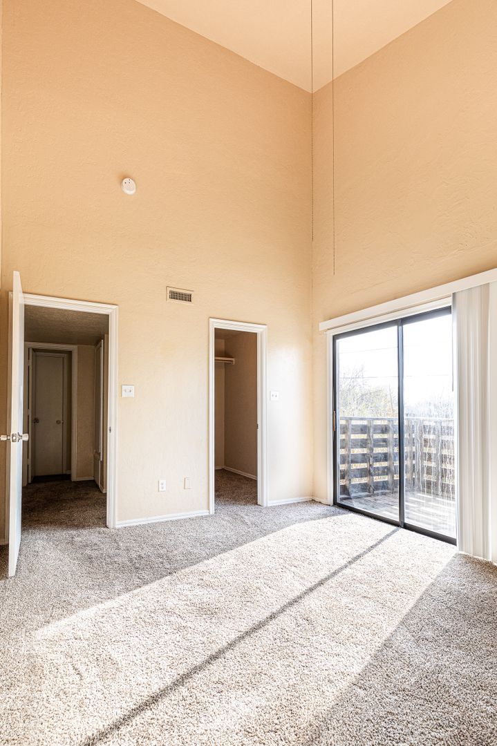 NEWLY REMODELED LOFT MUST SEE! 11 of 12