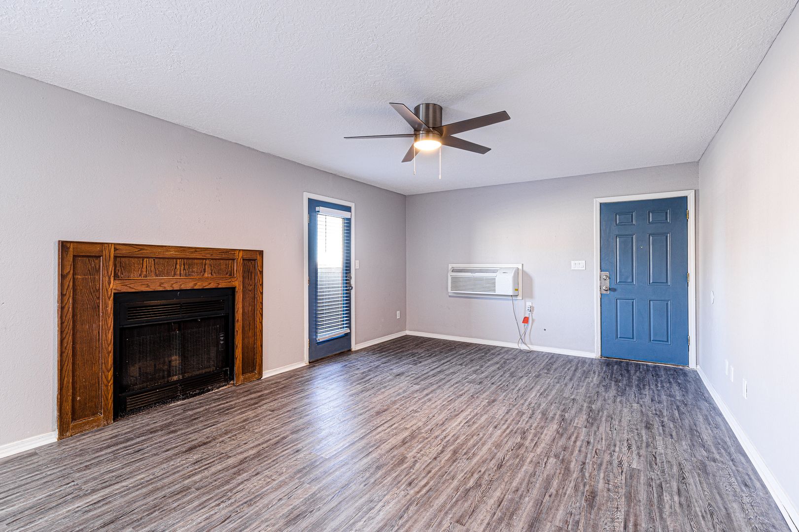 Lawton Apartment: 4002 A NW Ozmun Ave