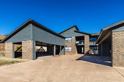 Beautifully Updated 1Bed / 1Bath Apartment Home