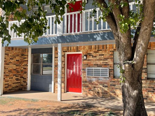 Gorgeous Upgraded 1bed / 1bath Apartment Home. Must See!