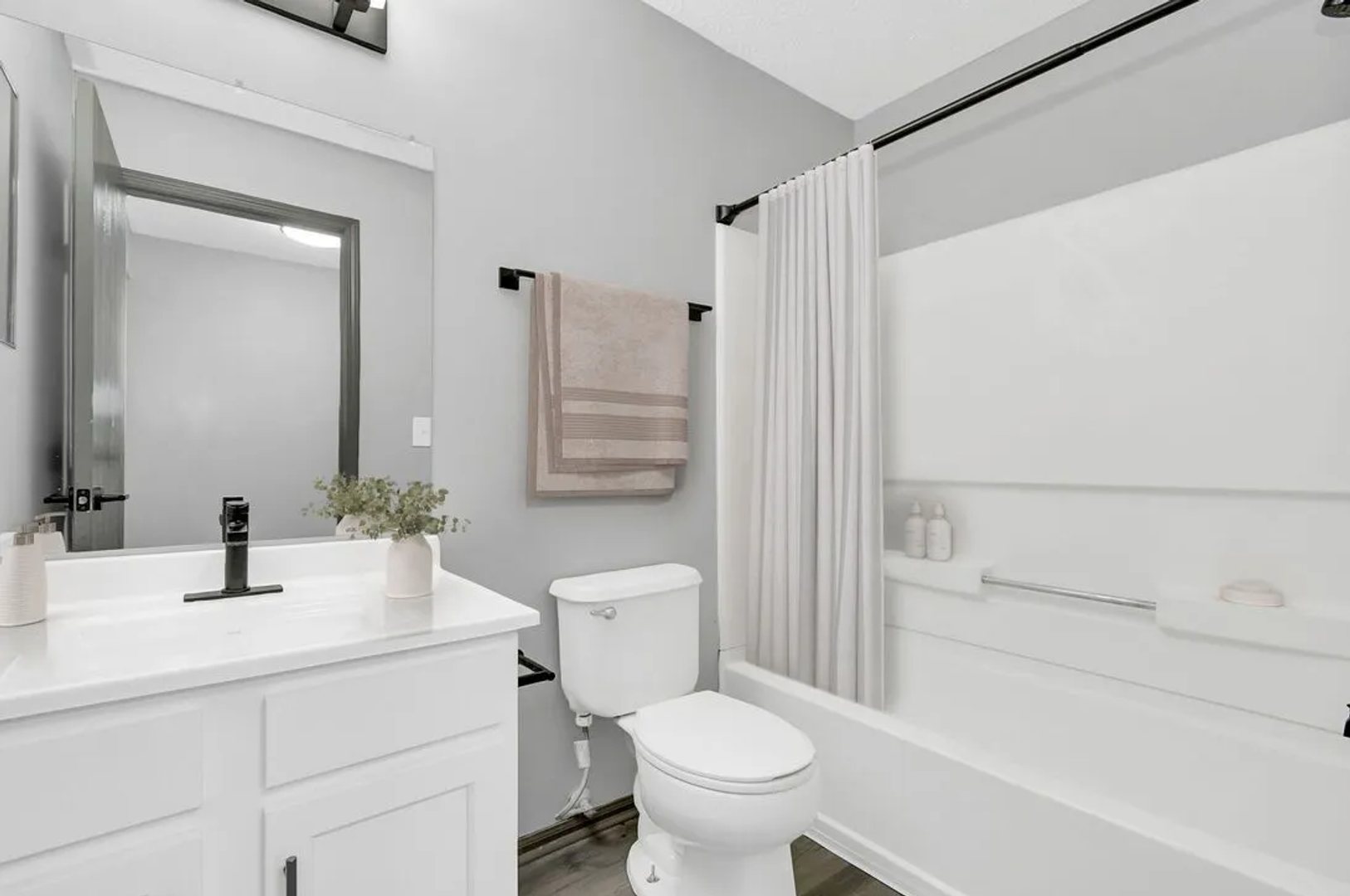 Columbus Apartment: 5400 Diamond Loch