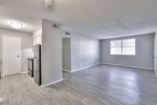 2 Bedroom · 962 sq ft