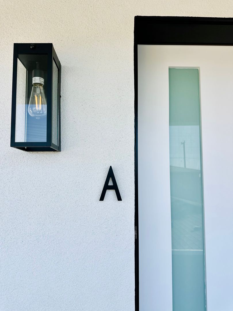 El Segundo Apartment: 719 Indiana Court