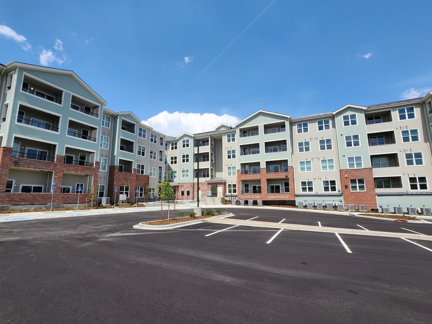 Colorado Springs Apartment: 903 E Colorado Ave.
