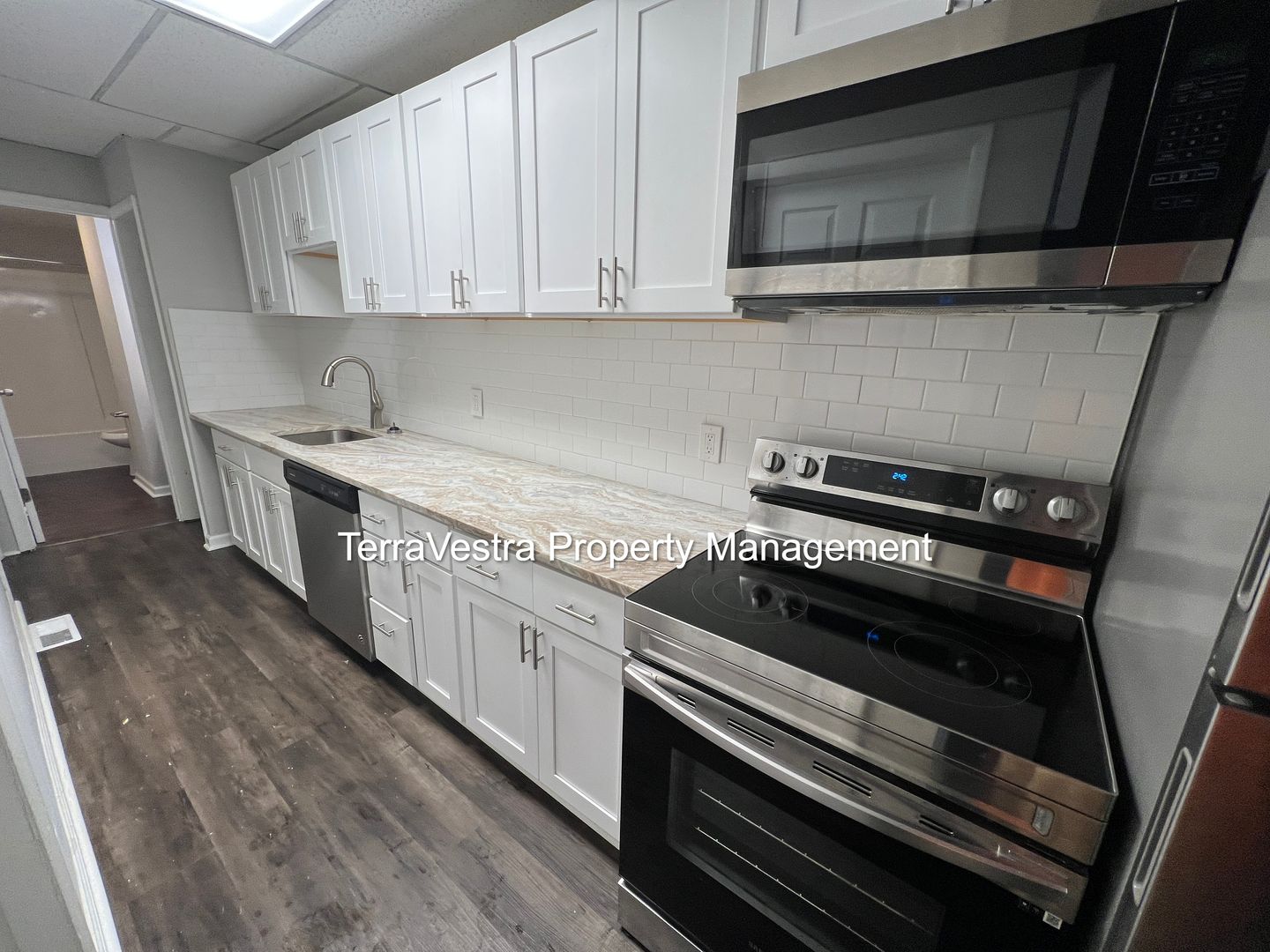 Williamstown Apartment: 427 South Main Street