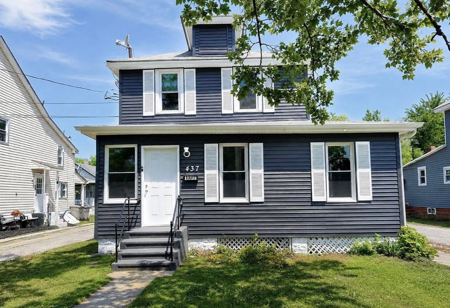 Paulsboro Apartment: 437 West Broad Street
