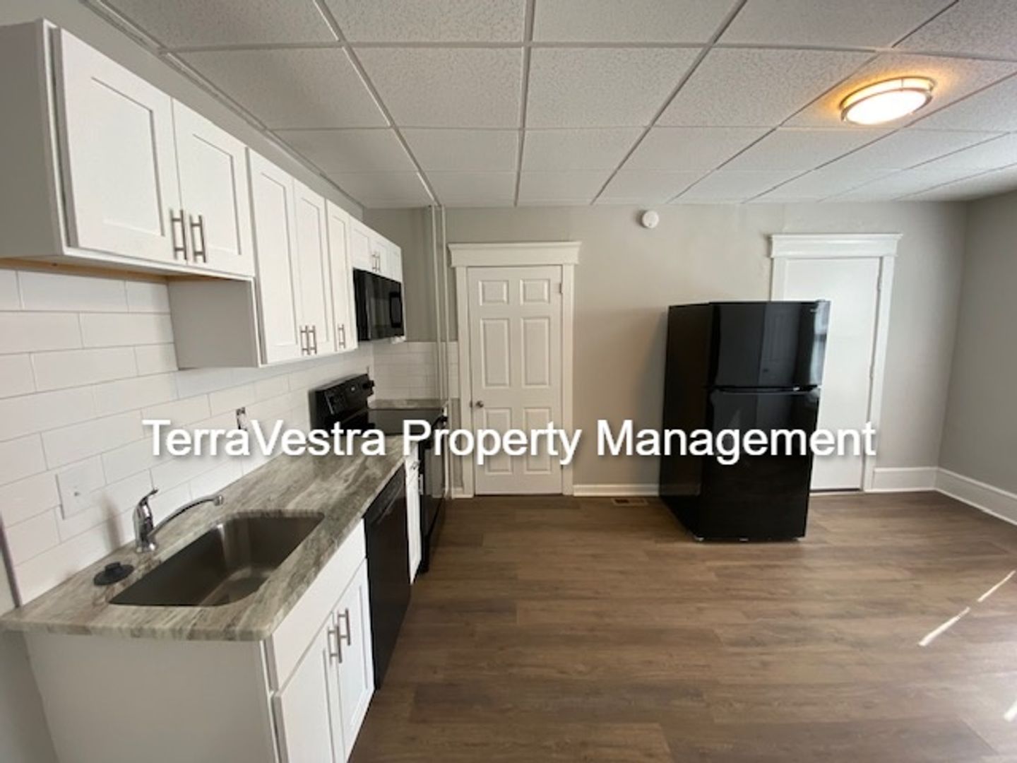 Millville Apartment: 715 Buck Street