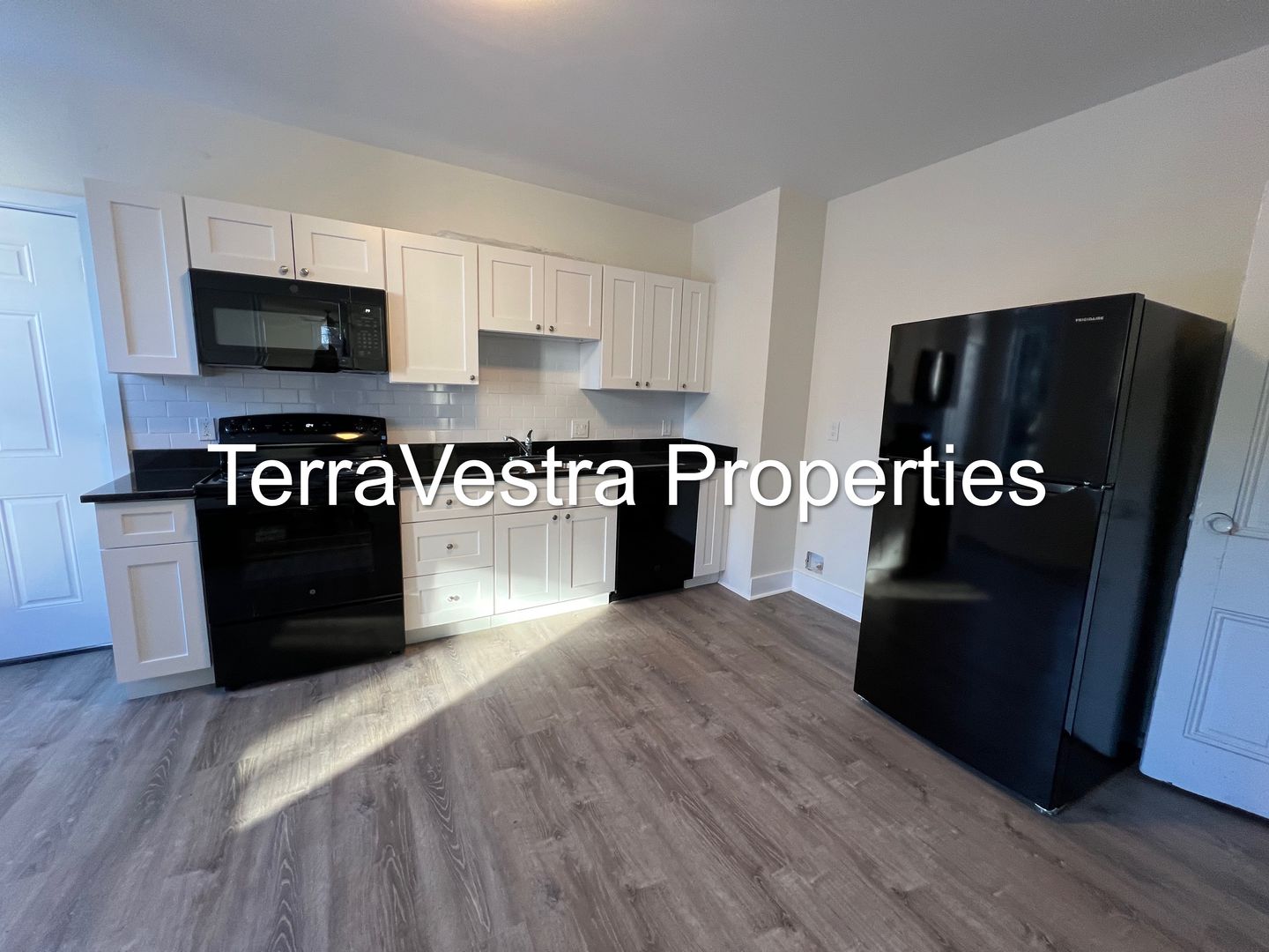 Bridgeton Apartment: 321-323 Atlantic Street