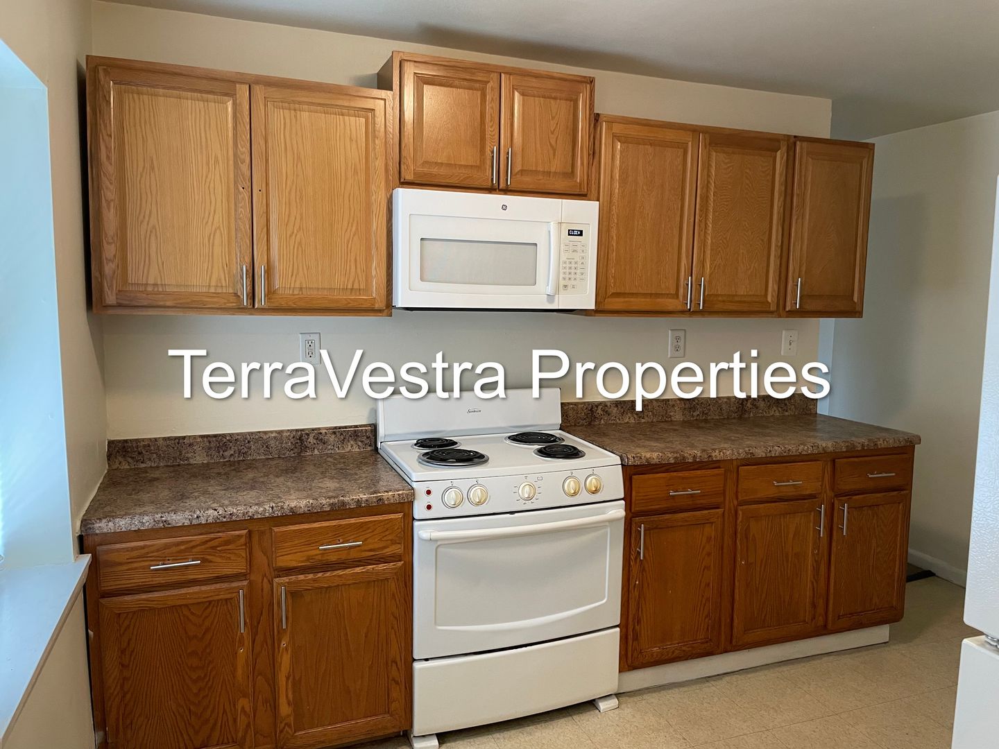 Pennsauken Apartment: 4508-4510 Roosevelt Ave