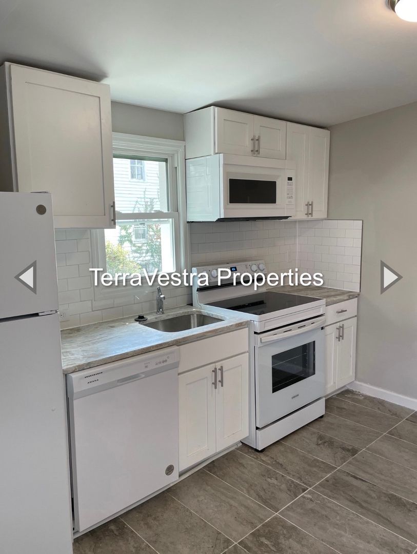 Bridgeton Apartment: 293-297 N Laurel St