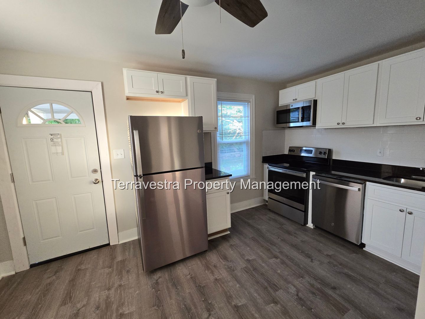 Millville Apartment: 321-323 South 5th Street