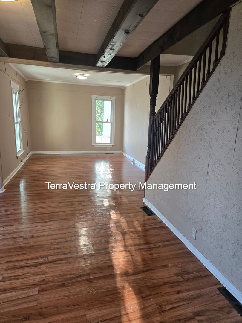 Millville House: 507 N 2nd Street