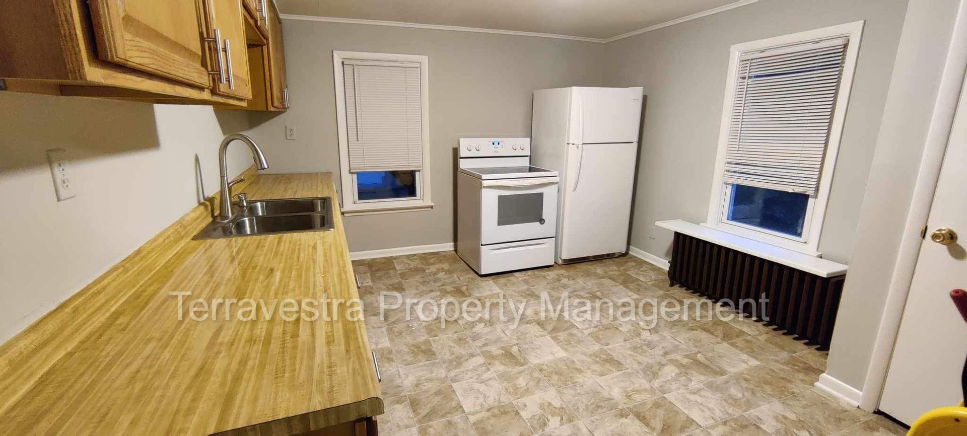 Landisville Apartment: 407 Southwest Boulevard