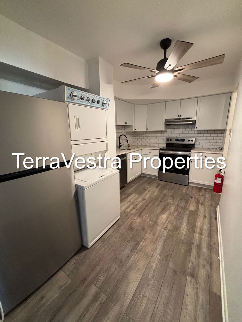 Clementon House: 610 Timber Creek Road