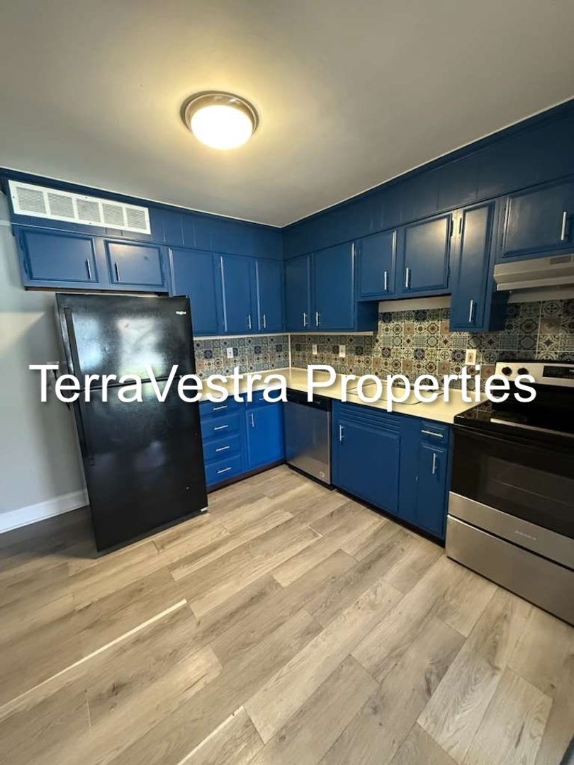 108 N 8th Street Millville NJ 08332