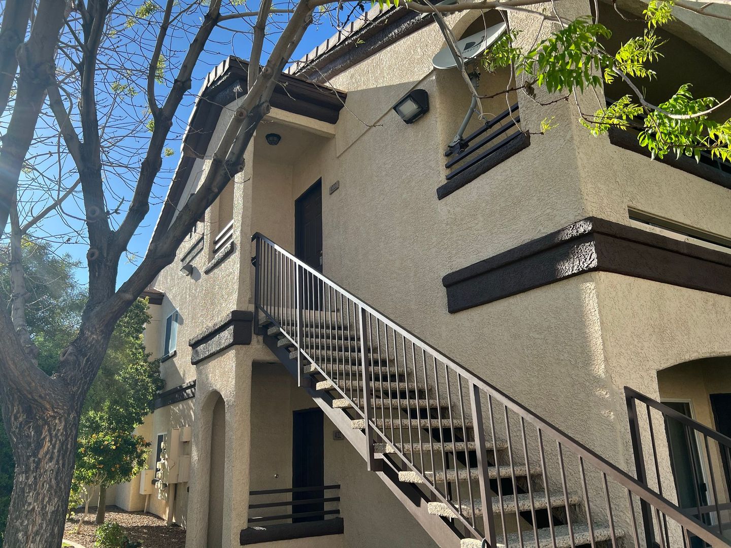 Henderson House: 2291 W. Horizon Ridge Parkway #4222