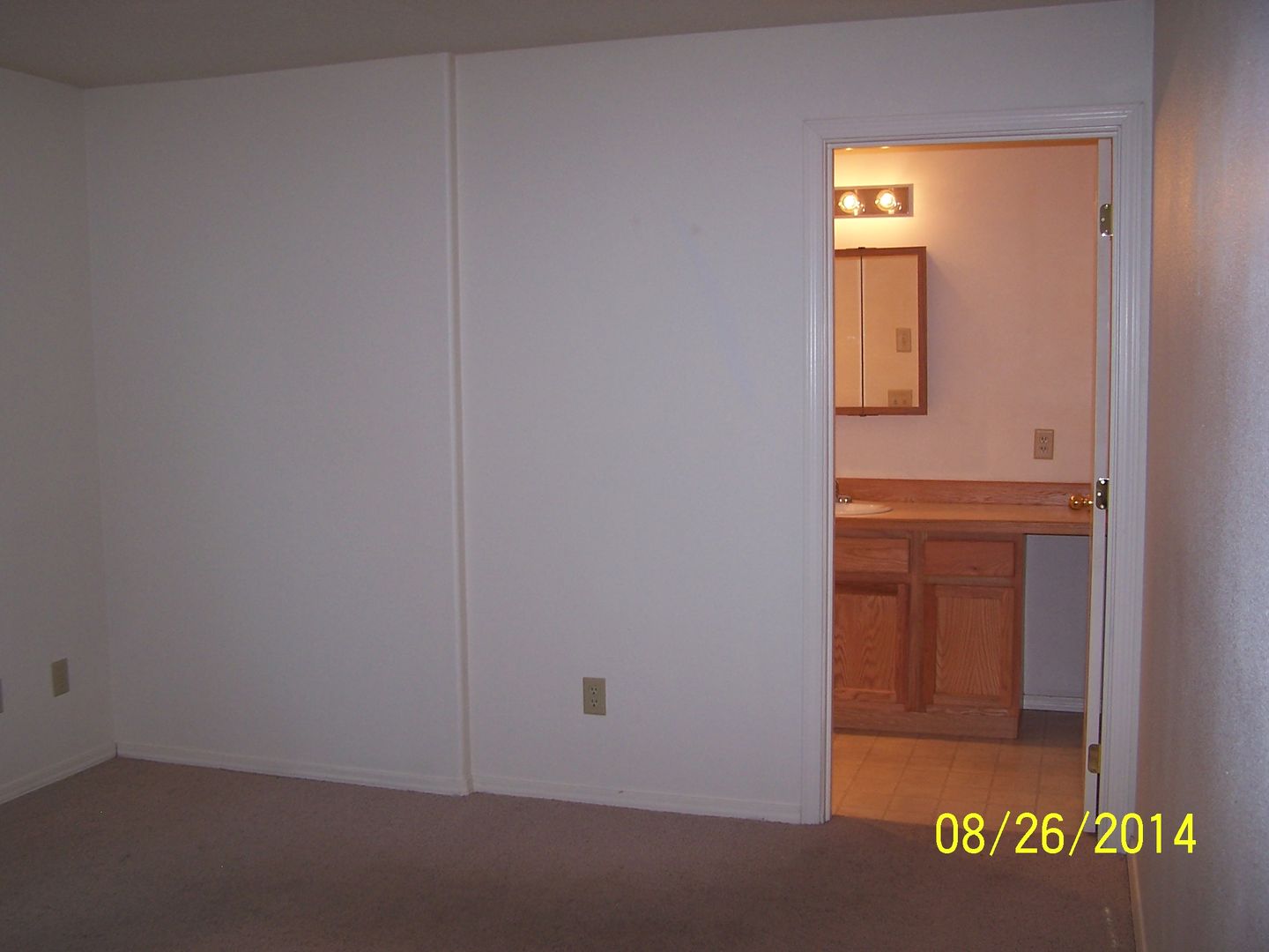 Cottage Grove House: 740 Benjamin Ave