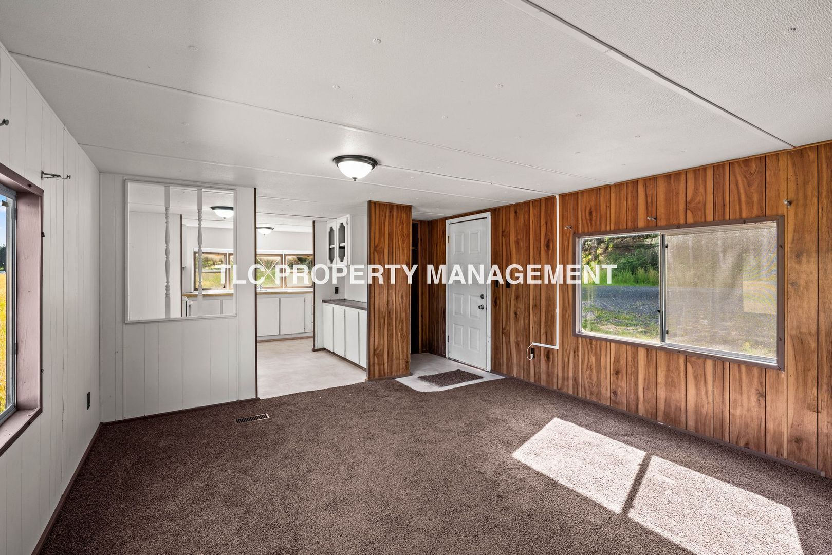 Lorane House: 80130 Territorial Rd